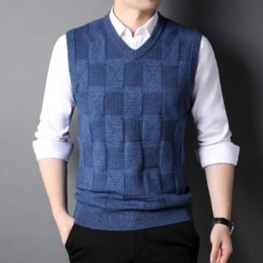 2021 Autumn New Men s Khaki V Neck Knitted Vest Business Casual Classic Style Thick Sleeveless 3