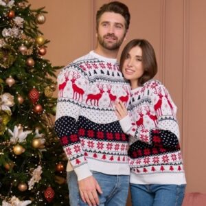 2024 New Year’s Matching Sweaters – Family Christmas Look