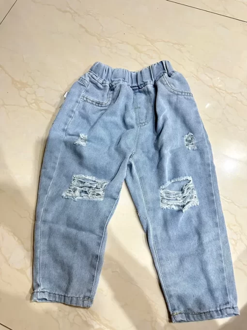 90 140cm Fashion Autumn Summer Kids Hole Trousers Children Boy Handsome Torn Patch Jeans Girls Pants 4