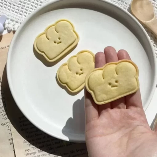 Bear Bread Expression Cookie Cutters 3D Plastic Biscuit Mold Cookie Stamp DIY Fondant Cake Mould Kitchen 2