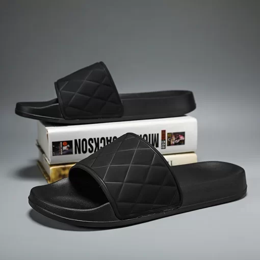 Black Slippers Men Flip Flops 2024 Summer Beach Slides Fashion Outdoor Casual Man Sandals Thick Sole 1