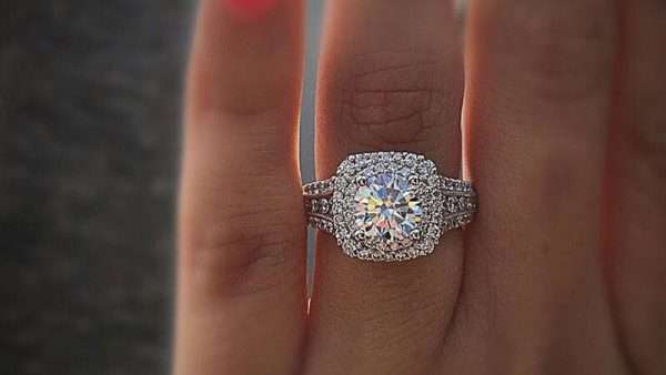 CAOSHI Sparkles Wedding Bands for Women Silver Color Brilliant Crystal Jewelry for Engagement Ceremony Delicate Accessories