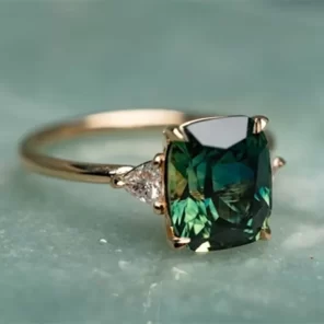 Elegant Square Emerald Ring for Women Fashion Gold Color Inlaid Green Zircon Wedding Rings Bridal Engagement