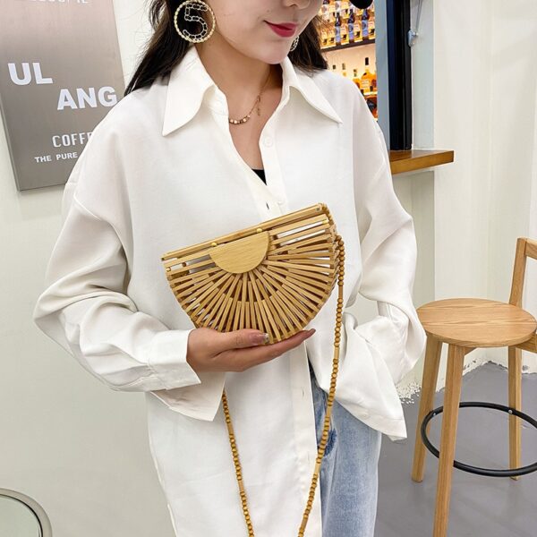 Fashion Half Moon Wooden Shoulder Crossbody Bags for Women Bamboo Woven Summer Beach Straw Bag Rattan 2