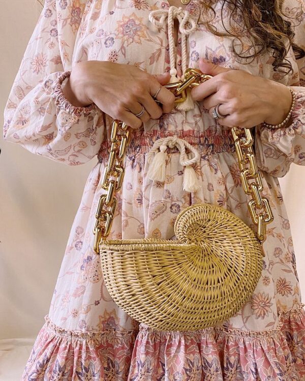 Fashion Thick Chains Rattan Conch Women Shoulder Bags Design Wicker Woven Handbags Luxury Summer Beach Straw 2