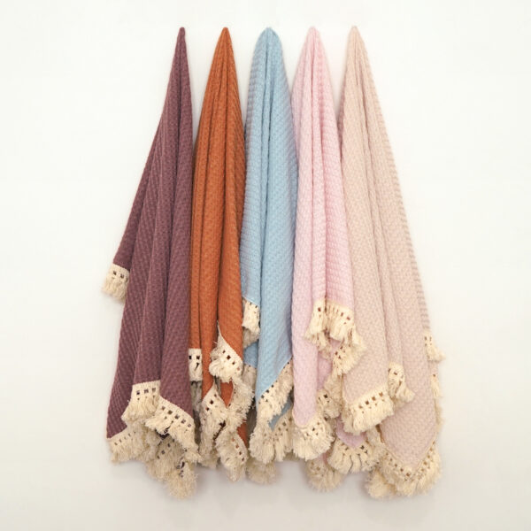 High Quality Cotton Baby Waffle Blanket With Pure Color Tassels Design Soft Cotton Newborn Sleeping Swaddle 1