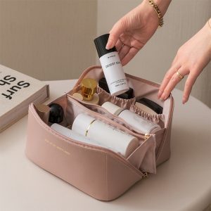 Large Leather Travel Cosmetic Bag for Women Cosmetic Organizer High capacity Makeup Bag Storage Pouch For