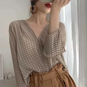 Vintage V-Neck Blouse – Print Long Sleeve Chiffon Top