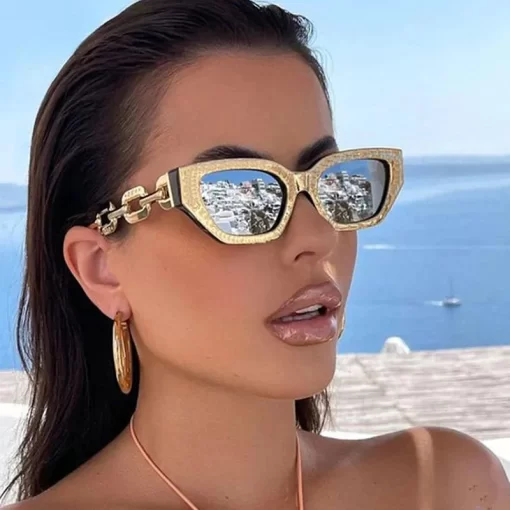 New Fashion Cat Eye Sunglasses Women Vintage Brand Designer Glasses Black Sun Glasses Female UV400 Golden