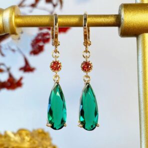 New Fashion Elegant Crystal Earrings For Women Hayao Miyazaki Howl s Moving Castle Earrings Red Beads