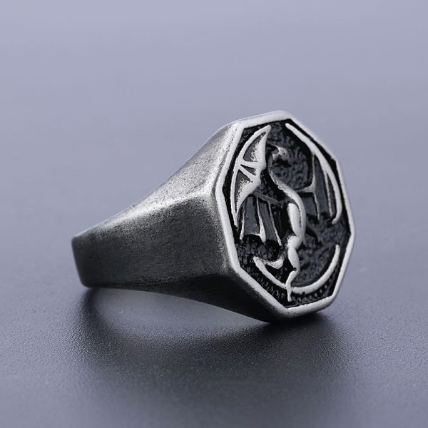 Retro Classic Design Shield Dragon Ring Men Stainless Steel Nordic Ethnic Amulet Ring Party Jewelry Halloween