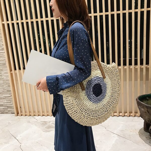 Summer Leisure Round Straw Rope Bag Color Splicing Handmade Rattan Woven Beach Female Shoulder Crossbody Pouch 2