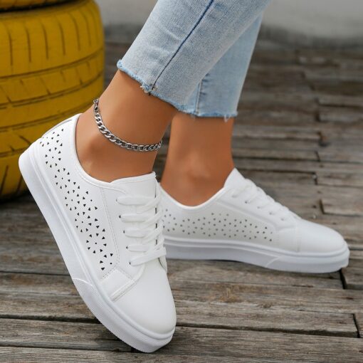 Women Shoes 2024 Comfort Breathable White Shoes Non Slip Lace Up Sneakers Women Fashion Mesh Casual