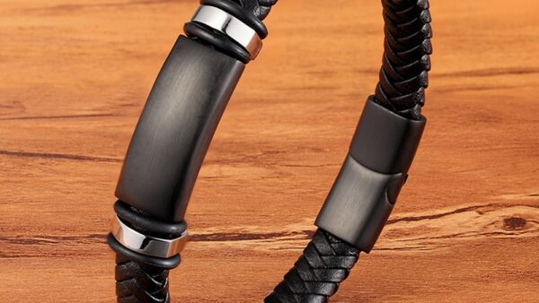 XQNI New Luxury Stainless Steel Accessories Genuine Leather Combination 3 Colors Men Bracelets Woven Bracelet For