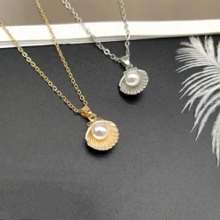 Shell Imitation Pearl Pendant Necklace