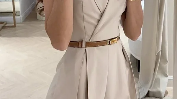 kf S21b1917fe2274d5b93f10c92216848c1i New Fashion V neck Style Solid Color Commuter Sleeveless Suit Shorts jumpsuit Women s Waist Tie