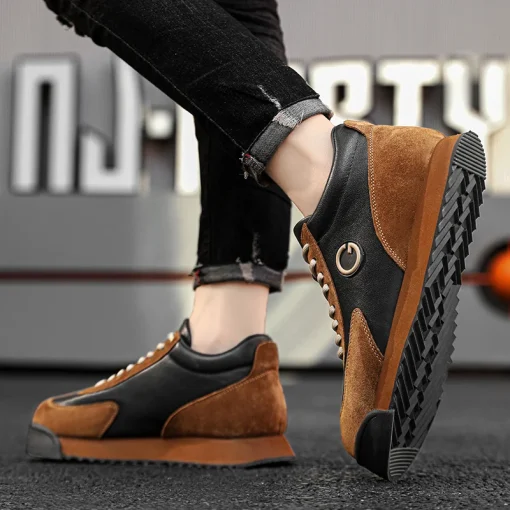 kf S4237201425954e1d885039eb9c071695D Classic Retro Brown Sneakers Men Comfortable Suede Casual Shoes Men Luxury Brand Designer Shoes For Men