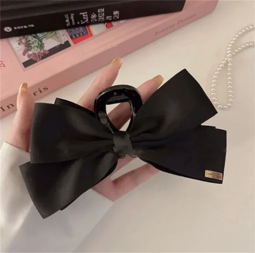 kf S771b38ec8c83479ab20a7a58d4f1b291B AISHG Large Black Fabric Bow Grab Hair Clips Women s New Korean Style Hairpin Fashion Shark