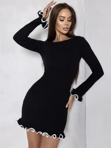 Elegant Knitted Mini Sweater Dress – Contrast Colors & Long Sleeves