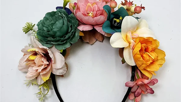 kf S89c8a9fc61bc4ee8aa50bf51c1b4d232o New Fashion personality Boho Flower Crowns Headband For Women Faux Floral Hairband Wedding Art Photography Hair