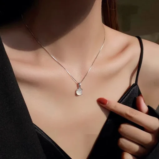 kf Sc12ea7d5de4f40fc90e4e590cffb3cf1h New Luxury White Round Moonstone Pendant Necklaces Women Fashion Jewelry Choker Clavicle Chain Short Charm Necklace