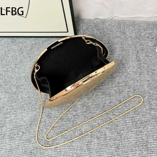 kf Sd5c70e57d3b44fa69822dbd9a84297527 2024 Guangzhou Holiday Gold Silver Snakechain Purse Clutch Bridal Purse Evening Party Bolsas Sac A Main