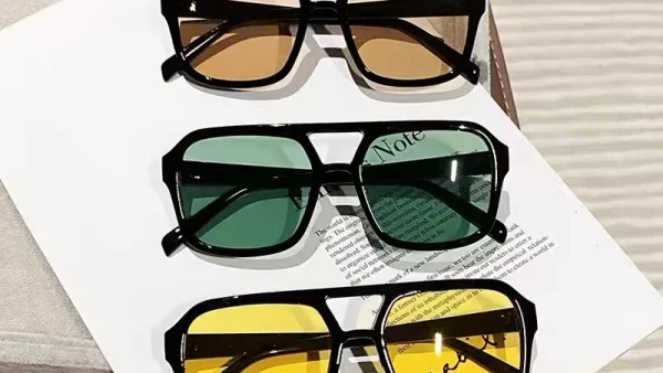 kf Sf0db38c7da3546a9b8da508a6058b6ddO 2024 Vintage Oversized Sunglasses Fashion Men Women Square Shades Eyewear Trendy Ins Popular Brand Design UV400