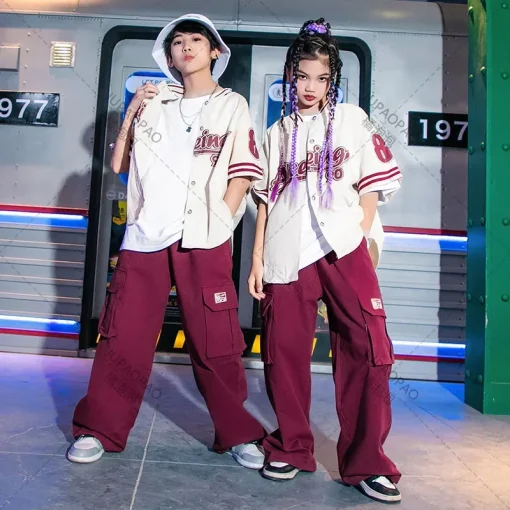 Kids Hip-Hop Performance Outfit – Burgundy Letter Print Baseball Jacket & Jogger Pants Set - Image 2