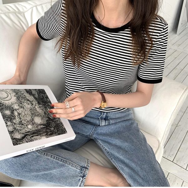 Striped Vintage Short Sleeve T Shirt Women 2022 Summer Korean Fashion T shir Soft Tops Tshirts 2